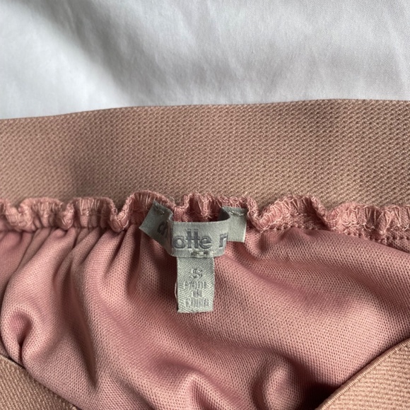 Charlotte Russe pink tulle skirt - Picture 3 of 3